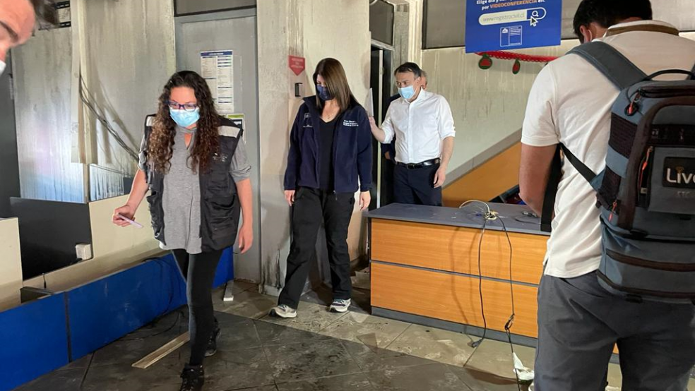 Delegado Hantelmann por incendio en Registro Civil de Puente Alto: “Nuestra prioridad como Gobierno es dar continuidad lo antes posible a los servicios públicos, tan esenciales para los vecinos”